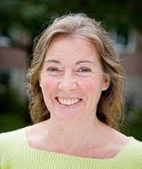 Anna Seal's Instagram, Twitter & Facebook