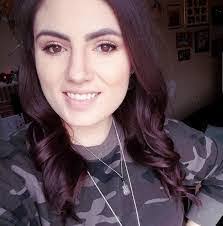 Elena Gamble's Instagram, Twitter & Facebook