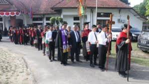 Psikotest atau tes psikologi merupakan salah satu tes yang akan diujikan dari deretan tes lain. Stt Hkbp Pematangsiantar Terima Mahasiswa Baru Untuk S1 S2 Dan S3 Pelita Batak Online