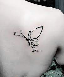 Butterfly Tattoo Designs For Women In Back Bing Images Tatuaggi Idee Per Tatuaggi Tatuaggi Con Iniziale