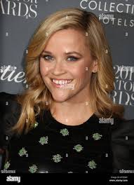 Jpg magazine hi-res stock photography and images