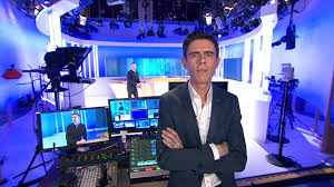 Just outside the belgian border with france stands a first world war cemetery built by the commonwealth war graves commission containing the graves of 250 british and australian soldiers who died on july 19, 1916, in the battle of. Le 18 30 Francetvpro Fr