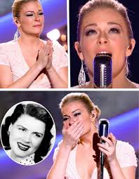 🎤🎤 The room went still. Every seat...