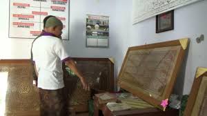 Namun yang namanya melakukan wirid tentunya adalah untuk kenapa bisa berguna? Kaligrafi Serbuk Kayu Laris Manis Di Bulan Ramadhan Kumparan Com