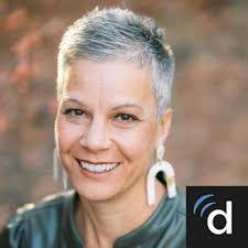 Stephanie Willoughby's Instagram, Twitter & Facebook