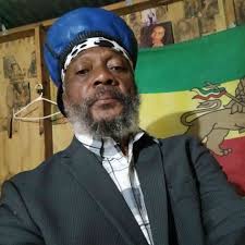 Please help us wish a Happy Anniversary to our friends.... Power Couple,  Verdine White (Founding Member & Bassist of Earth, Wind & Fire and Shelly  Clark (Original Member of Honey Cone)! Congratulations