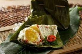 Bahan untuk membuat botok telur asin adalah telur asin mentah, tahu, kelapa parut kasar, cabai merah besar, daun salam, cabai rawit merah, daun pisang, air. Enggak Nyangka Botok Telur Asin Ini Aroma Dan Rasanya Terlalu Menggoda Untuk Disantap Semua Halaman Sajian Sedap