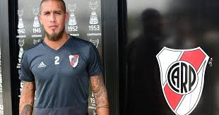 El defensor de river plate jonatan maidana fue convocado este viernes por el entrenador edgardo bauza para reforzar la zaga de la selección albiceleste que enfrentará el martes a paraguay. River Jonatan Maidana No Piensa En La Amarilla Que Puede Dejarlo Afuera De La Revancha