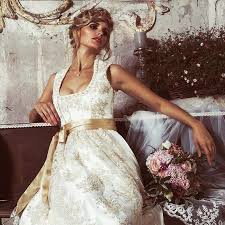 We did not find results for: Die 13 Besten Ideen Zu Trend Goldenes Brautkleid Brautkleid Braut Kleider