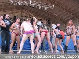 Two best friends fall in love with a pair of women, but the relationships soon go in very different directions. Awesome Wet T Shirt Contest And Behind The Scenes Nudes A Poppin Festival Youporn Red