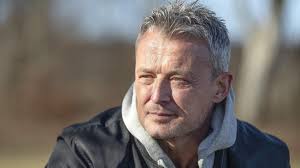 René havde det vildeste liv som politiagent: Men så lavede han sit livs  dumhed