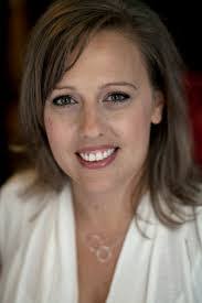 Ellen Bader's Instagram, Twitter & Facebook