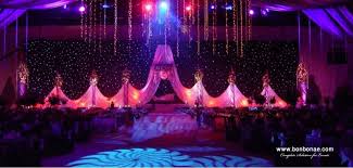 كوشة من شركة بون بون لتنظيم حفلات الزفاف نفذت في دبي في قاعة المكتوم تريد سنتر للمزيد www bonbonae wedding stage wedding stage decoration stage decorations