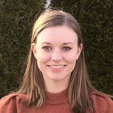 Elizabeth Bergmann's Instagram, Twitter & Facebook