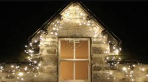 Descoperiti instalatii craciun la preturi reduse (31 produse). Ghirlande Luminoase Turturi Instalatii Craciun Exterior Instalatii Sarbatori Ghirlande Luminoase Perdea Instalatii Perdea Sarbatori Ghirlanda Luminoasa Exterior Pret Direct Fabrica Decoratiuni Nunta Instalatie Becuri Exterior Decoratiuni Craciun