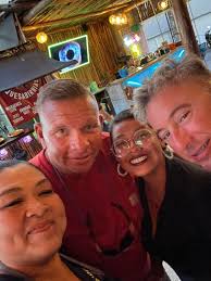 What are the must places to eat at and not miss in Cozumel 😃