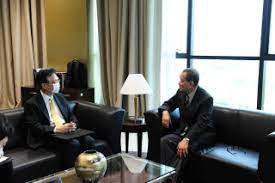 See full list on therakyatpost.com Ambassador Oka Paid A Courtesy Call On Ybhg Tan Sri Idrus Harun Attorney General Of Malaysia Embassy Of Japan In Malaysia