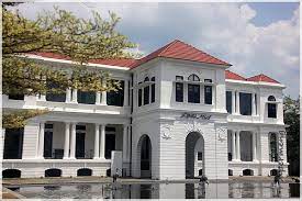 Muzium sultan abu bakar ) is a museum in pekan, pahang, malaysia. Supermeng Malaya Trip Royale Pekan 09 Muzium Sultan Abu Bakar