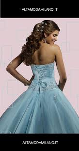 Gli abiti da sposa colorati in corto sono una ulteriore opportunità per le spose non tradizionali che anche nel giorno delle nozze vogliono sentirsi a proprio agio abbandonando quindi lo stereotipo della sposa principessa non sempre di gradimento. Vestiti Da Sposa Colorati Per Le Spose Moderne E Informali Made In Altamodamilano It Scegliere L Abito Da Sposa 2016