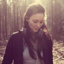 Lip service siren outnumbered anything anna skellern based!!!. Anna Skellern Biography Age Height Husband Net Worth Family