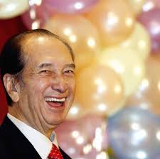 Stanley ho, macao gambling tycoon and one of hong kong's first billionaires, has died at the age of remembering the life of stanley ho, macao's 'godfather of gambling'. Stanley Ho Who Turned Macau Into A Global Gambling Hub Dies At 98 The New York Times