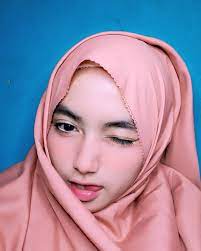 Pin By Fannisa Rahma On Jilbab Model Beautiful Hijab Batik Fashion Hijabi Girl