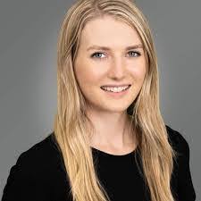 Heidi Cantwell's Instagram, Twitter & Facebook