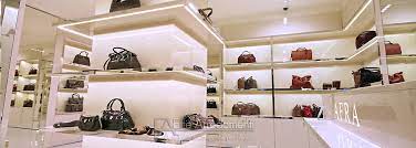 Arredamento Negozio Roma Calzature E Borse Effe Arredamenti