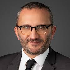 Raj Mann's Instagram, Twitter & Facebook