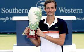 Follow sortskeeda to get the latest news, updates, rankings, tournament. Masters 1000 De Cincinnati Medvedev S Offre Son Premier Titre Face A Goffin Le Parisien