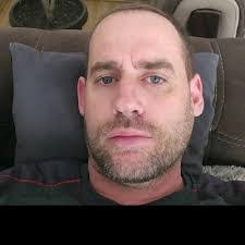 Daniel Mcmackin's Instagram, Twitter & Facebook