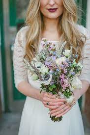 She was met by the groom half way through the aisle, as they then walk together to exchange their vowes. 25 Chic Bohemian Wedding Bouquets Deer Pearl Flowers