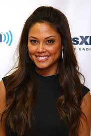 Vanessa Lachey Long Wavy Cut