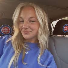 Lauren Wisdom (@lowiz26)