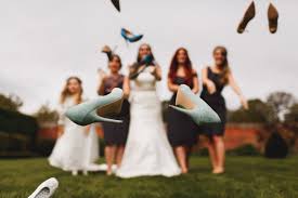 How to make your own diy wedding photo booth. 55 Creative Wedding Entourage Photo Ideas 500px