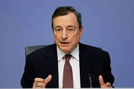 Bundespräsident steinmeier (spd) will mario draghi das bundesverdienstkreuz verleihen. Ezb Ratssitzung Mario Draghi Wird Als Nullzins Prasident In Die Geschichte Eingehen Wirtschaft Tagesspiegel