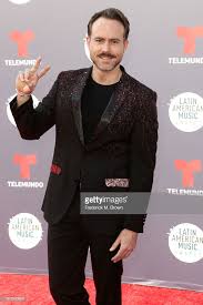 Resultado de imagem para latin american music awards 2018 looks
