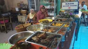 Pernah mampir ke rumah makan khas sunda? Warung Nasi Bu Eha Ini Ada Di Pasar Cihapit Bandung Langganan Bung Karno Dan Pejabat Negeri Ini Halaman 2 Tribun Jabar