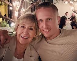 Kas ir Kaila Drapera sieva? Biogrāfija, vecums, neto vērtība, augums,  karjera