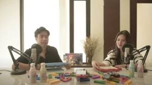 Dengan kurikulum yang diterapkan berorientasi untuk mencetak generasi yang berkarakter pemimpin. Segini Honor Raisa Dan Vidi Aldiano Ngeband Masa Sekolah