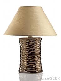Finding the highest quality lamp shades that correspond to your room. What Are Lamp Shades With Pictures