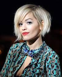 Chin Length Asymmetrical Bob Tagli Di Capelli Acconciature Funky Capelli