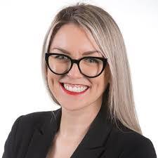 Stephanie Langille's Instagram, Twitter & Facebook