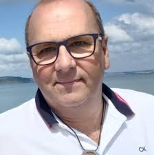 Is having wooden doors dipped to remove multiple layers of paint a thing  over here? Does anyone know a company who do this please?