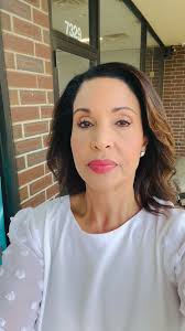 🚨 Another business hit. 🚨, A driver in a Jeep plows into a smoke shop in  west suburban North Riverside — thieves take off with tens of thousands of  dollars in merchandise., It’s part of a troubling ...