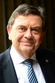 Muere Manuel López, presidente de Crue Universidades Españolas (2013-2015) 