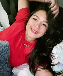 Cuando ya estoy en el jacuzzi del hotel y la morra empieza a llorar por su  vato…