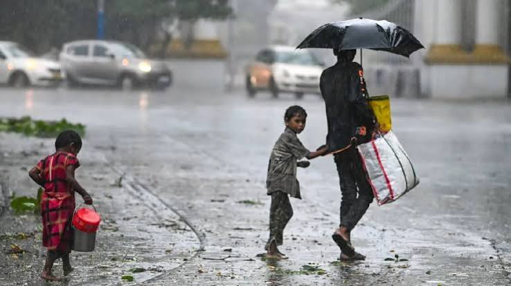 देश के 19 राज्यों में आंधी-तूफान के साथ बारिश की चेतावनी, तपती गर्मी से कब तक मिलेगी राहत, यहां जानें - India TV Hindi