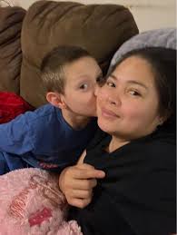 Jen Alvarez Coniendo