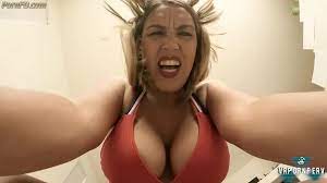 Giantess megan jones porn